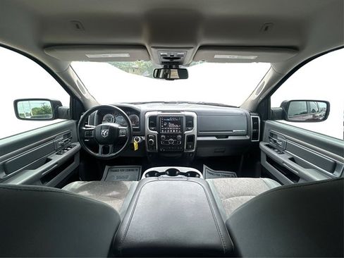 Used 2017 RAM 1500 Big Horn AWD/4WD image 29