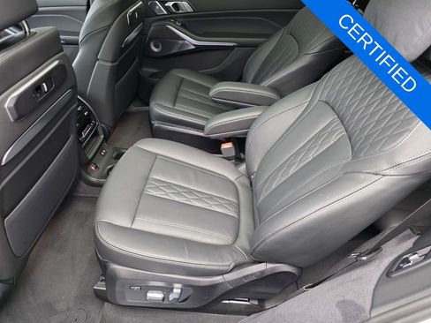 Certified 2025 BMW X7 M60i AWD/4WD image 14
