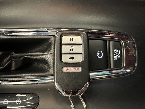Used 2022 Honda HR-V EX image 17