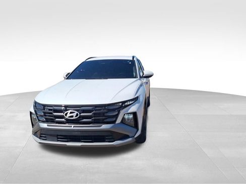 Used 2025 Hyundai Tucson SEL FWD image 5