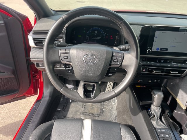Used 2025 Toyota Camry SE FWD image 23