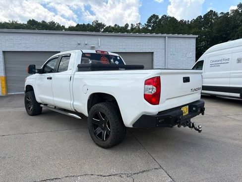Used 2017 Toyota Tundra SR5 w/ SR5 Upgrade Package AWD/4WD image 25