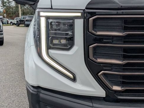 Used 2023 GMC Sierra 1500 AT4X AWD/4WD image 10