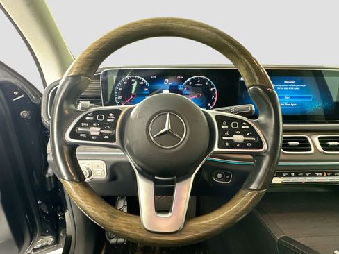 Used 2022 Mercedes-Benz GLS 450 4MATIC image 12