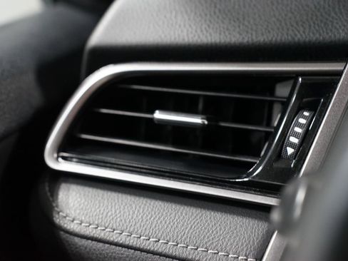 Used 2023 Toyota Camry SE FWD image 24
