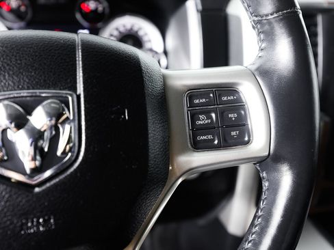 Used 2016 RAM 1500 Laramie w/ Convenience Group AWD/4WD image 32
