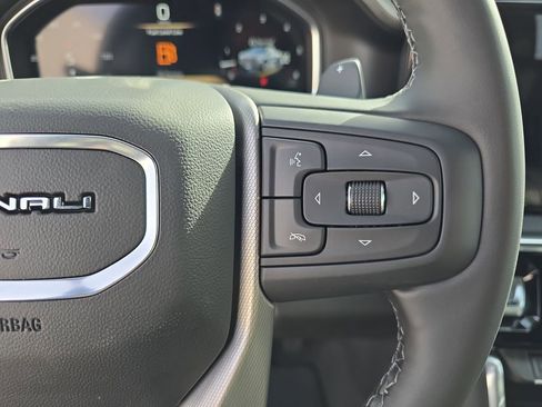 New 2026 GMC Sierra 1500 Denali w/ Denali Reserve Package AWD/4WD image 18