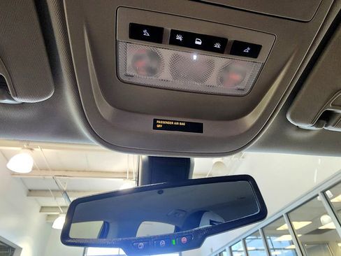 Used 2022 Chevrolet Colorado ZR2 AWD/4WD image 42