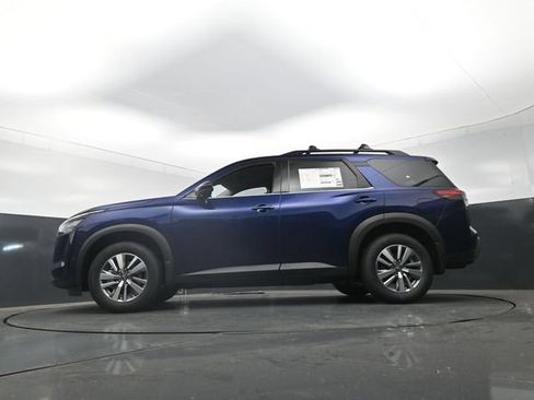 Used 2026 Nissan Pathfinder SL FWD image 26