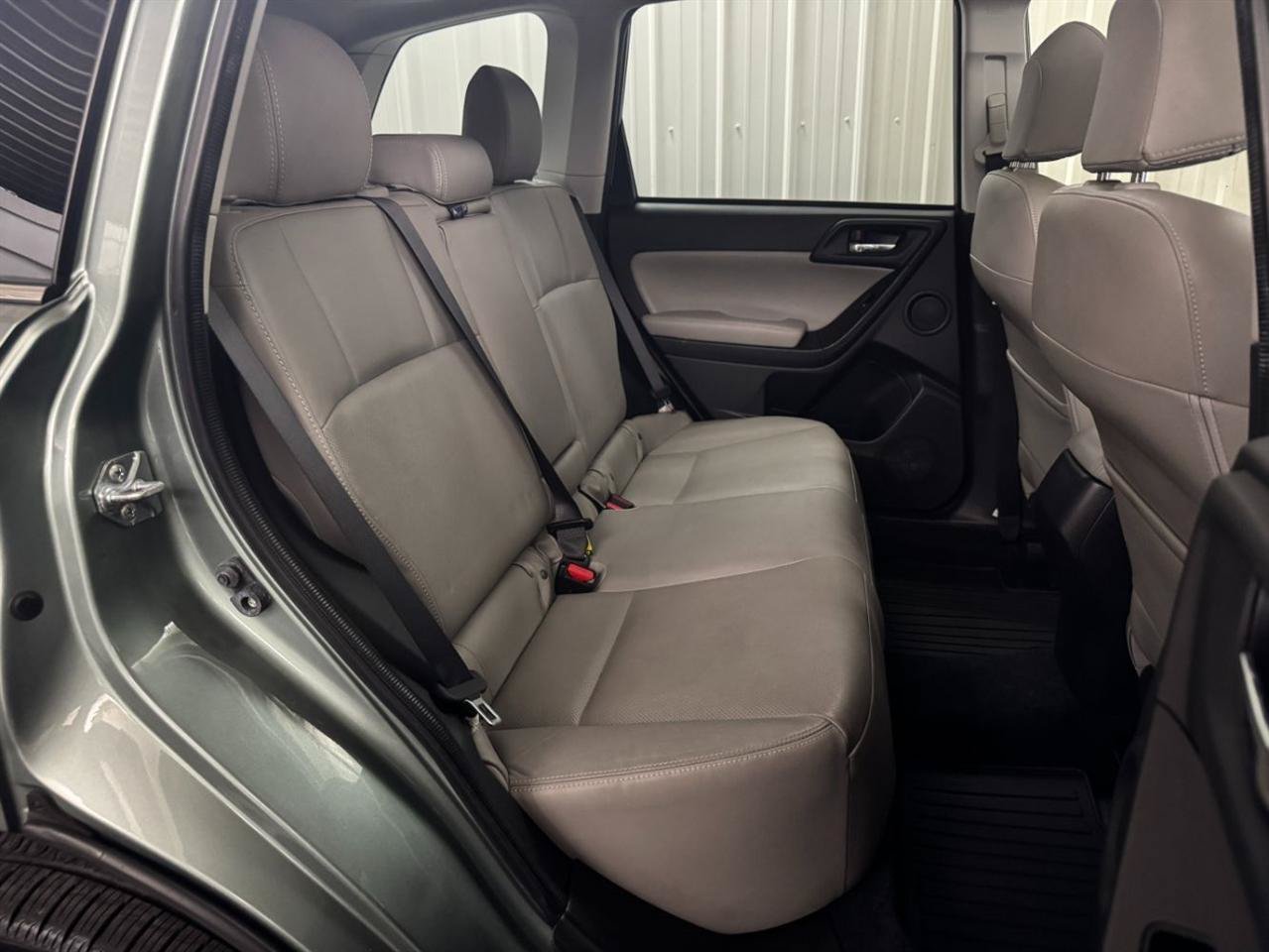 Used 2016 Subaru Forester 2.5i Touring w/ Eyesight & Navigation System AWD/4WD image 9