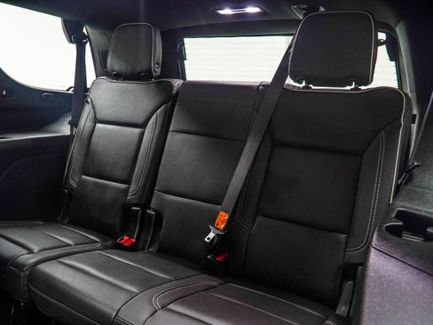 Used 2023 GMC Yukon SLT w/ SLT Premium Package RWD image 48