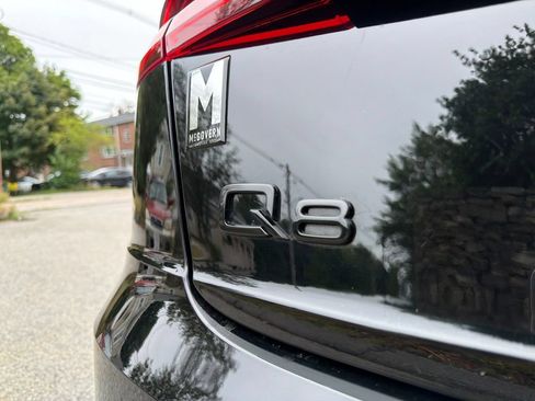 Used 2021 Audi Q8 Premium w/ Black Optic Package AWD/4WD image 11