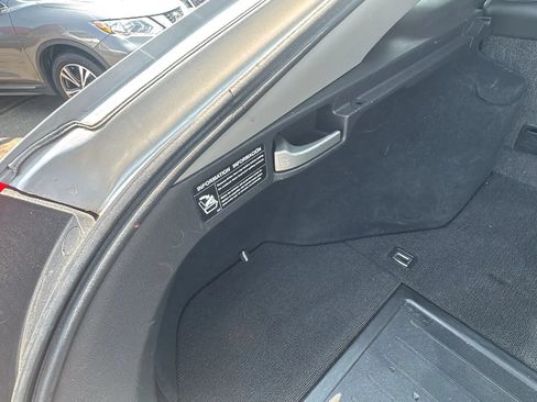 Used 2011 Honda Crosstour EX-L image 19