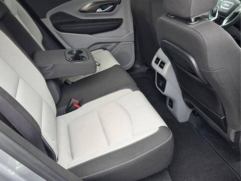 Certified 2024 GMC Terrain SLE w/ Driver Convenience Package FWD image 17