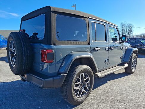 Used 2024 Jeep Wrangler Unlimited Sahara w/ Technology Group image 6