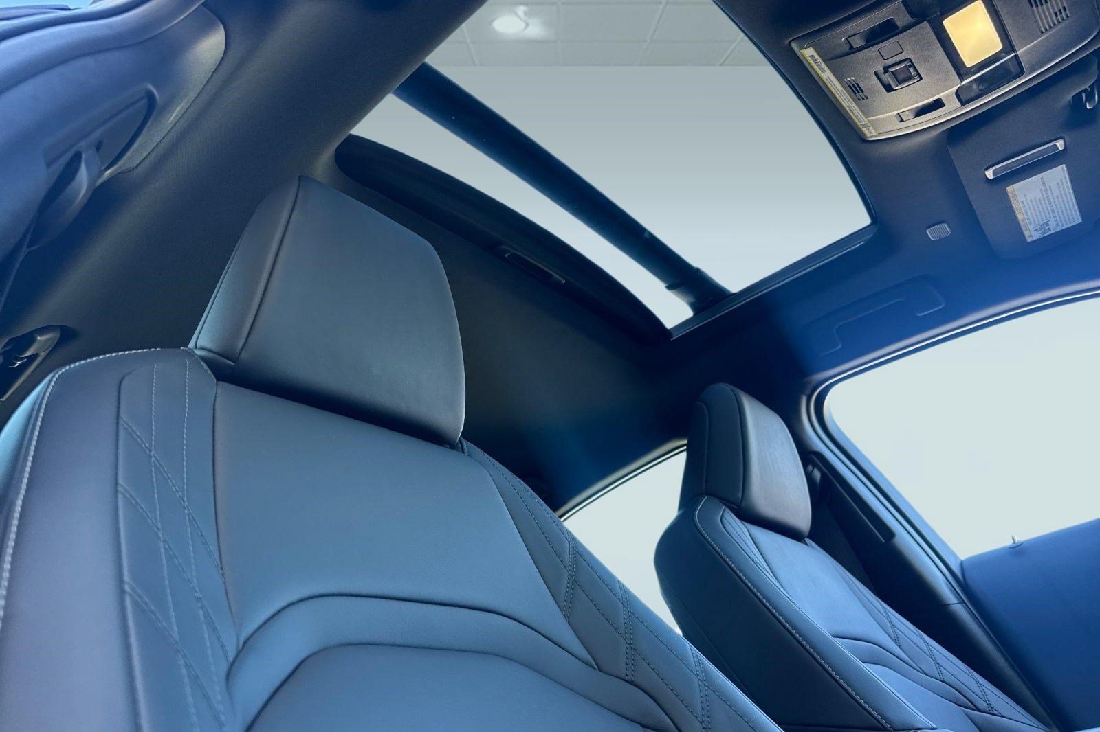 Certified 2025 Lexus UX 300h FWD w/ Accessory Package (Z2) image 23