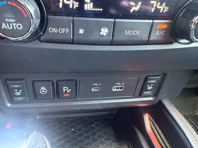 Used 2022 Nissan Frontier PRO-4X AWD/4WD image 10