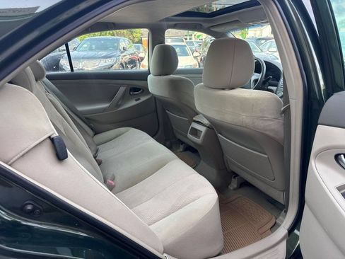 Used 2011 Toyota Camry LE w/ LE Extra-Value Pkg FWD image 20