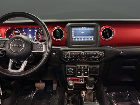 Used 2021 Jeep Gladiator Rubicon w/ Trailer Tow Package AWD/4WD image 12