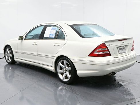Used 2007 Mercedes-Benz C 230 Sedan image 5