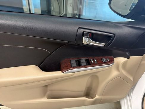 Used 2013 Toyota Camry XLE FWD image 10