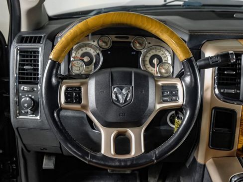 Used 2016 RAM 2500 Longhorn image 16