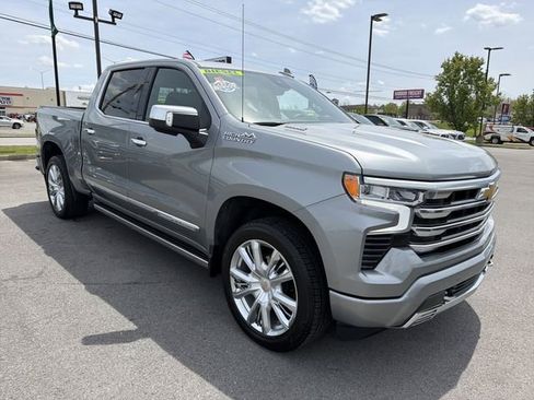 Used 2026 Chevrolet Silverado 1500 High Country AWD/4WD image 3