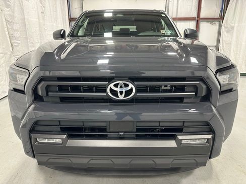Used 2025 Toyota 4Runner SR5 image 2