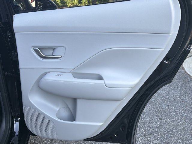 New 2027 Hyundai Kona Limited AWD/4WD image 18