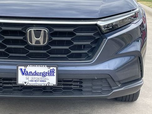 Used 2025 Honda CR-V LX image 7