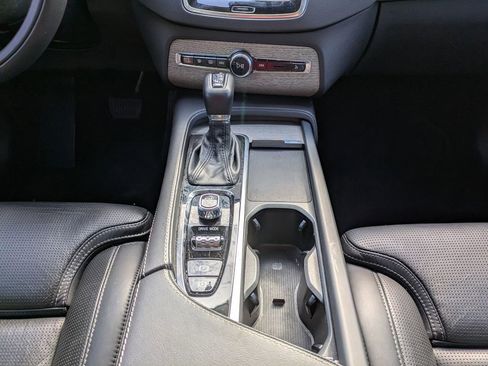 Certified 2021 Volvo XC90 T6 Inscription w/ Advanced Package image 19