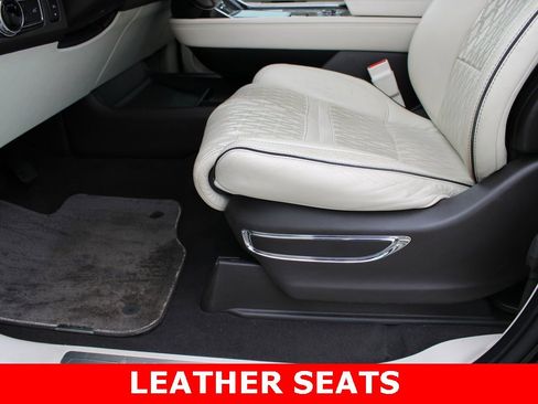 Used 2019 Lincoln Navigator Black Label w/ Cargo Package image 10