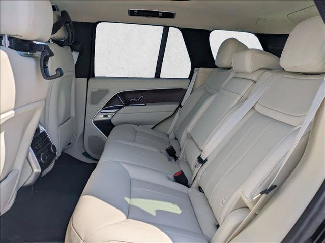 New 2026 Land Rover Range Rover SE AWD/4WD image 16