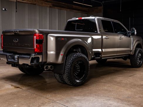 Used 2023 Ford F450 Lariat w/ Lariat Ultimate Package image 10