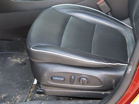 Used 2024 Buick Encore GX Avenir w/ Avenir Technology Package FWD image 22
