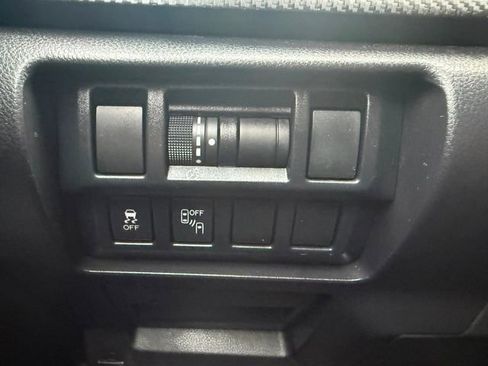 Used 2021 Subaru Impreza Premium image 11