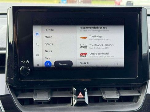 Certified 2023 Toyota Corolla Cross LE image 26