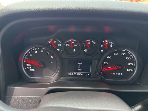 Used 2025 Chevrolet Silverado 1500 Custom Trail Boss w/ Turbomax Blackout Package AWD/4WD image 6