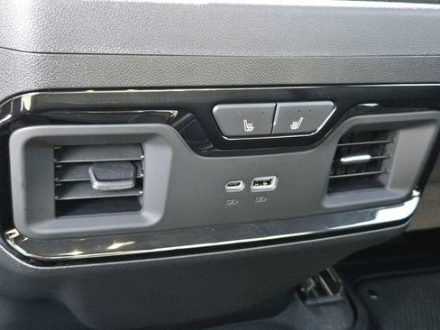 New 2026 GMC Sierra 1500 AT4 w/ AT4 Premium Package image 39