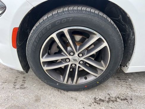 Used 2018 Dodge Charger GT image 9