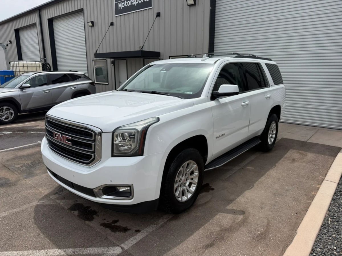 Used 2019 GMC Yukon SLT AWD/4WD image 2