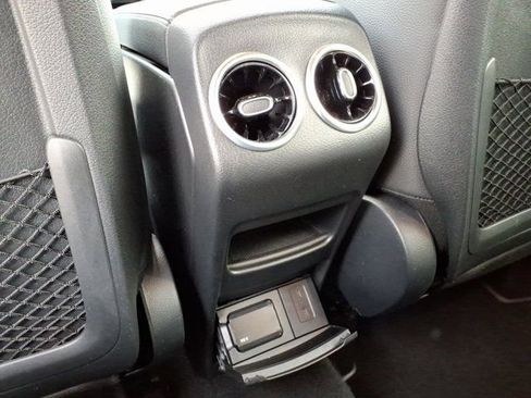 Used 2023 Mercedes-Benz GLA 250 image 19