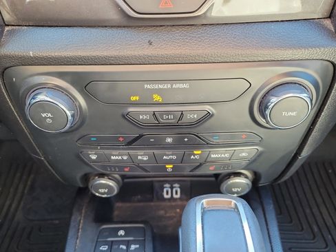 Used 2019 Ford Ranger Lariat w/ Technology Package image 35