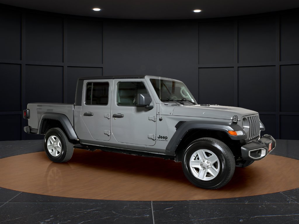 Certified 2023 Jeep Gladiator Sport AWD/4WD image 7