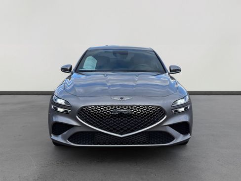 Used 2023 Genesis G70 2.0T image 8