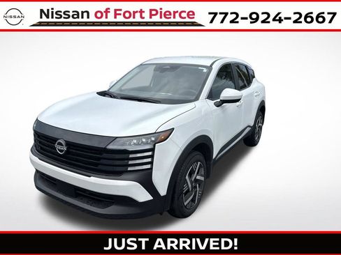 Certified 2025 Nissan Kicks SV FWD image 1