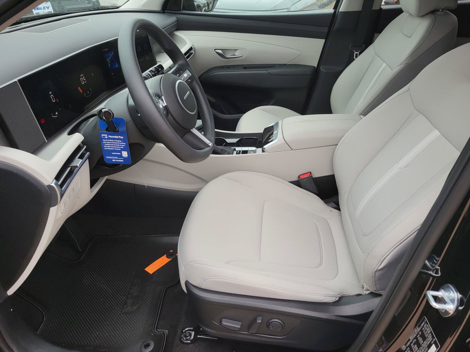 New 2026 Hyundai Tucson SEL FWD image 15