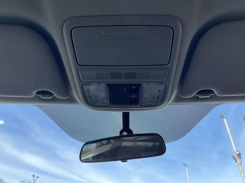 Used 2018 Honda Odyssey LX image 11