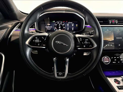Used 2023 Jaguar F-PACE SVR AWD/4WD image 18