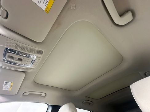 Certified 2023 Mercedes-Benz GLB 250 image 8